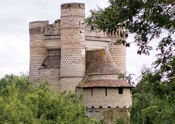 Le donjon de Bouillon Viéville – construction du XXe siecle